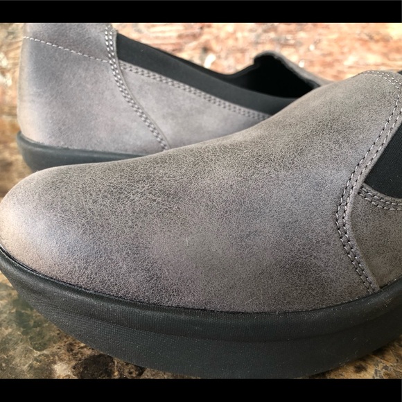 Clarks Cloudsteppers Step Rose Moon Slip-On Wedges - Picture 11 of 14